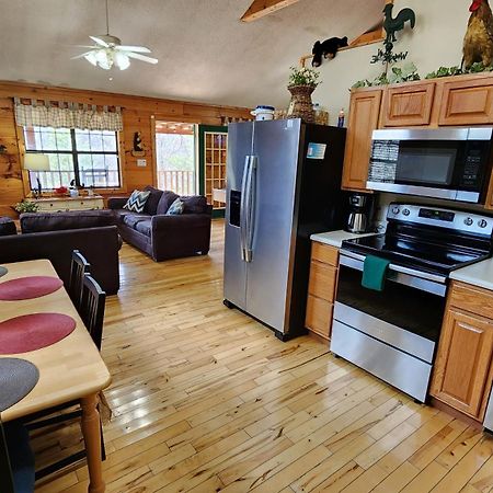 Little Cabin All To Yourself Sevierville Zewnętrze zdjęcie