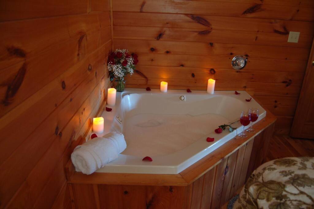 Little Cabin All To Yourself Sevierville Zewnętrze zdjęcie
